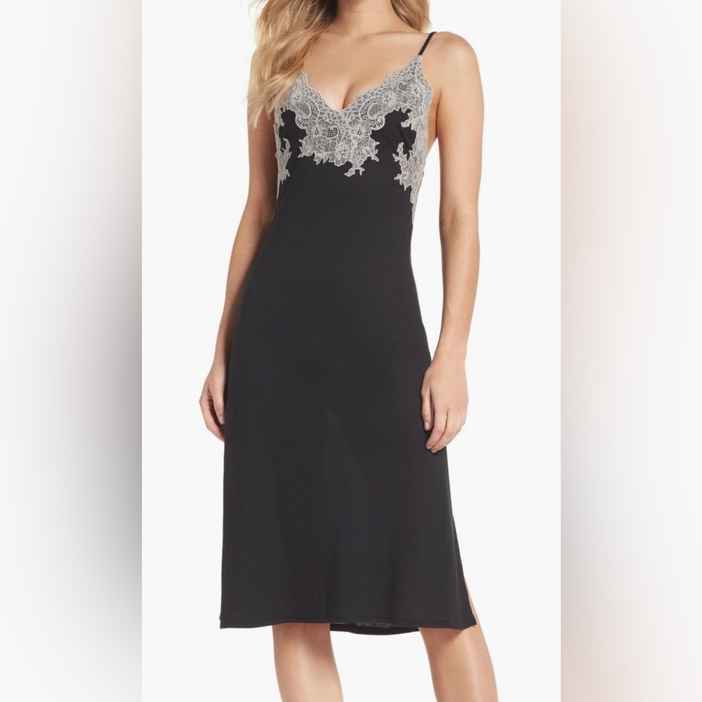 Natori Luxe Shangri-La nightgown
